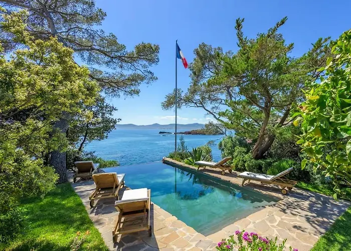 Dream Prestige, Pool Sea